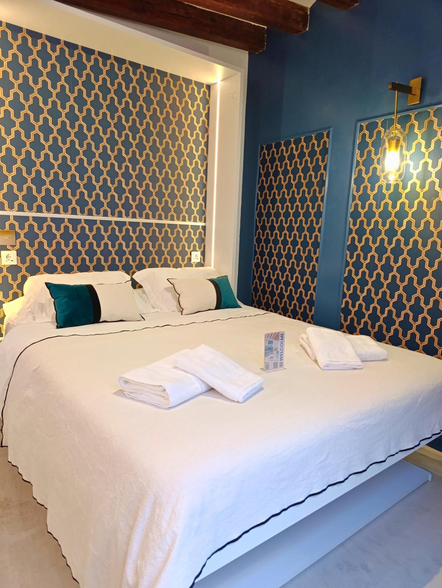 Luxurious Studio In Historic Center Of Alicante Eksteriør bilde