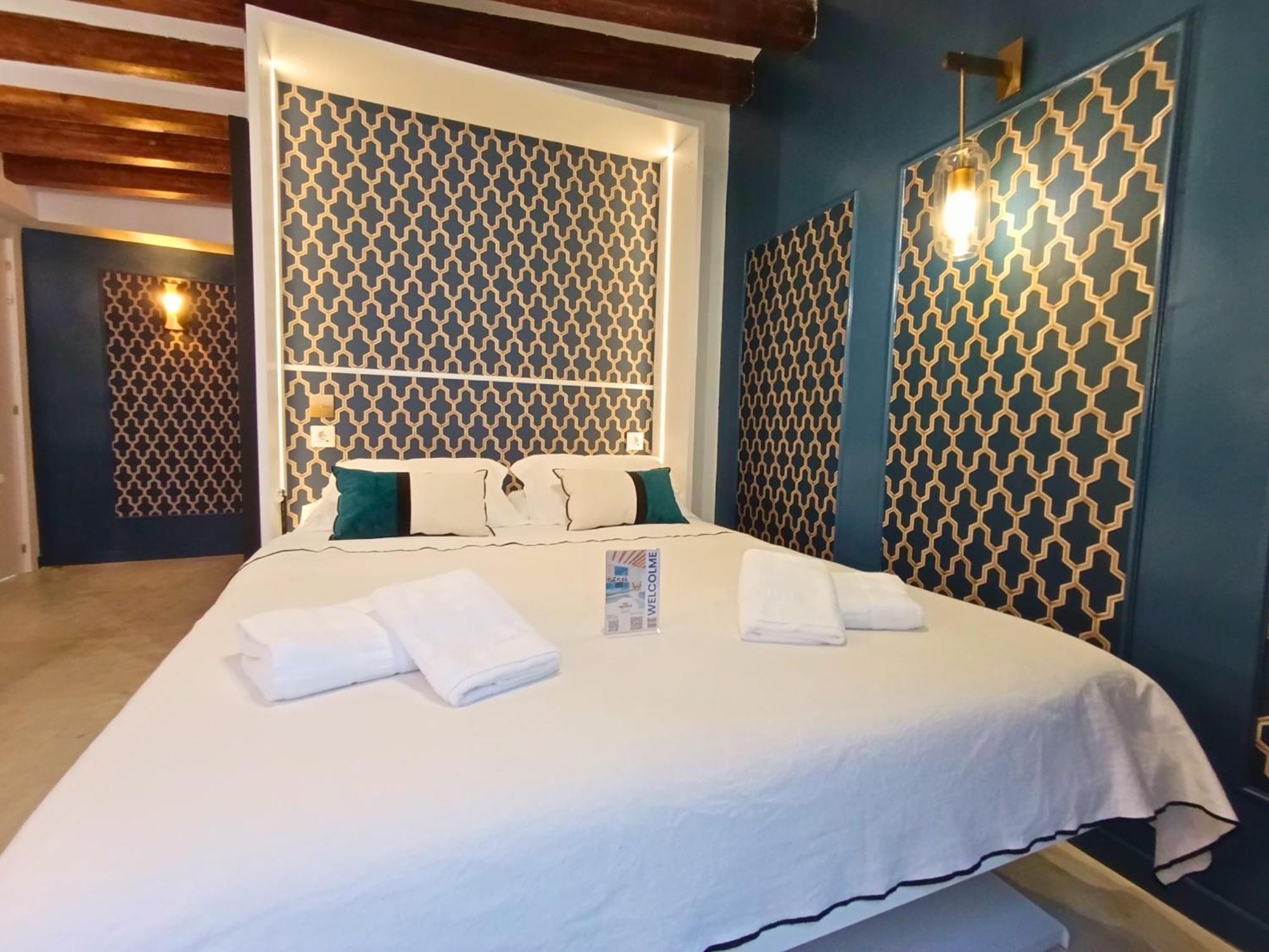 Luxurious Studio In Historic Center Of Alicante Eksteriør bilde